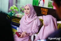Foto Oki Setiana Dewi