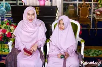 Foto Oki Setiana Dewi
