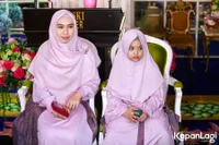 Foto Oki Setiana Dewi