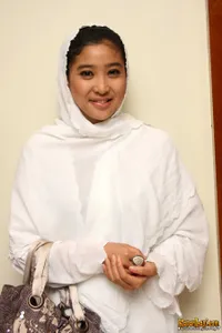 Foto Olivia Zalianty