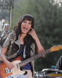 Foto Oppie Andaresta