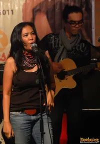 Foto Oppie Andaresta