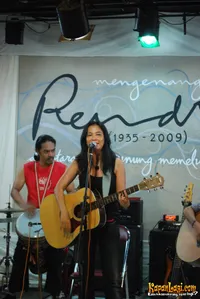 Foto Oppie Andaresta