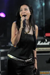 Foto Oppie Andaresta