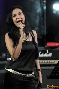 Foto Oppie Andaresta