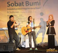 Foto Oppie Andaresta