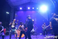 Foto Orkes Pensil Alis Young Lex