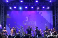 Foto Orkes Pensil Alis Young Lex