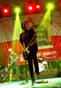 Foto Ozom Rocket Rockers