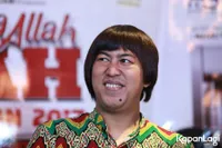 Foto Pandji Pragiwaksono