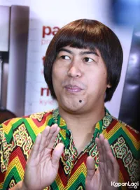Foto Pandji Pragiwaksono