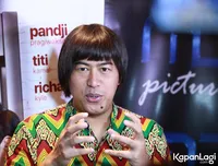 Foto Pandji Pragiwaksono
