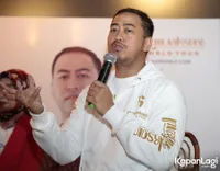 Foto Pandji Pragiwaksono