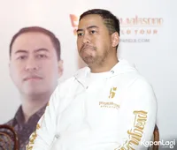 Foto Pandji Pragiwaksono