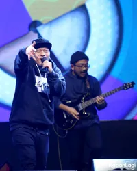 Foto Pandji Pragiwaksono