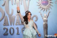 Foto Paramitha Rusady