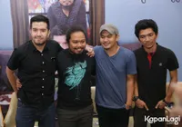Foto Payung Teduh