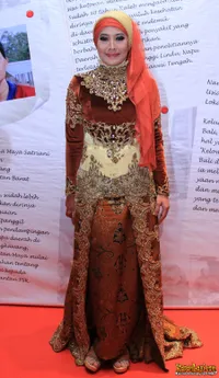 Foto Peggy Melati Sukma