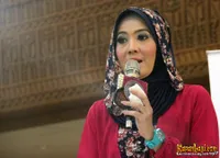 Foto Peggy Melati Sukma