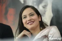 Foto Pevita Pearce