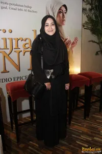 Foto Pipik Dian Irawati