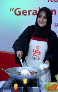 Foto Pipik Dian Irawati