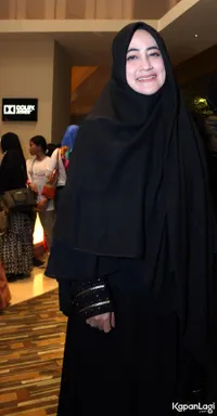 Foto Pipik Dian Irawati