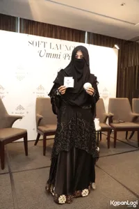 Foto Pipik Dian Irawati