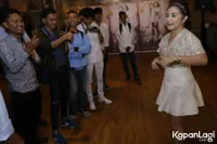 Foto Prilly Latuconsina