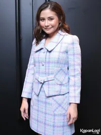 Foto Prilly Latuconsina