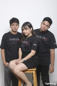 Foto Prilly Latuconsina