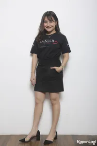 Foto Prilly Latuconsina