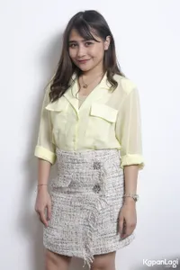 Foto Prilly Latuconsina