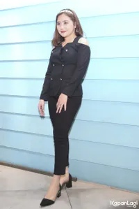 Foto Prilly Latuconsina