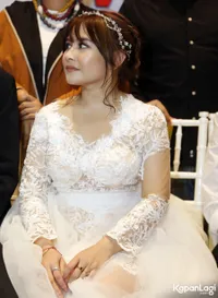 Foto Prilly Latuconsina