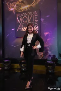 Foto Prilly Latuconsina