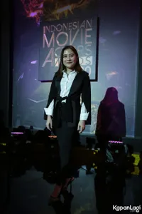 Foto Prilly Latuconsina