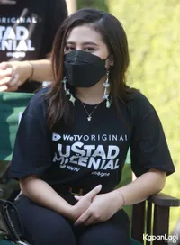 Foto Prilly Latuconsina