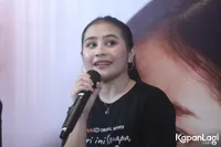 Foto Prilly Latuconsina