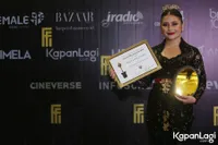 Foto Prilly Latuconsina