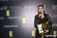 Foto Prilly Latuconsina