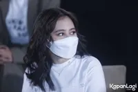 Foto Prilly Latuconsina