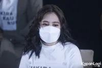 Foto Prilly Latuconsina