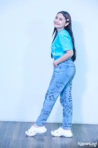 Foto Prilly Latuconsina