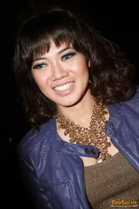 Foto Purie Mahadewi
