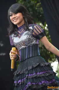Foto Purie Mahadewi