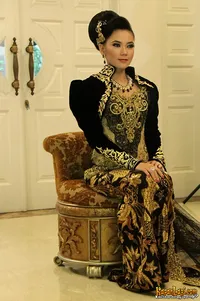 Foto Purie Mahadewi
