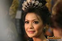 Foto Putri Raemawasti