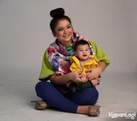 Foto Putri Titian