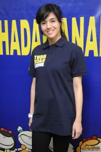 Foto Putri Una Astari